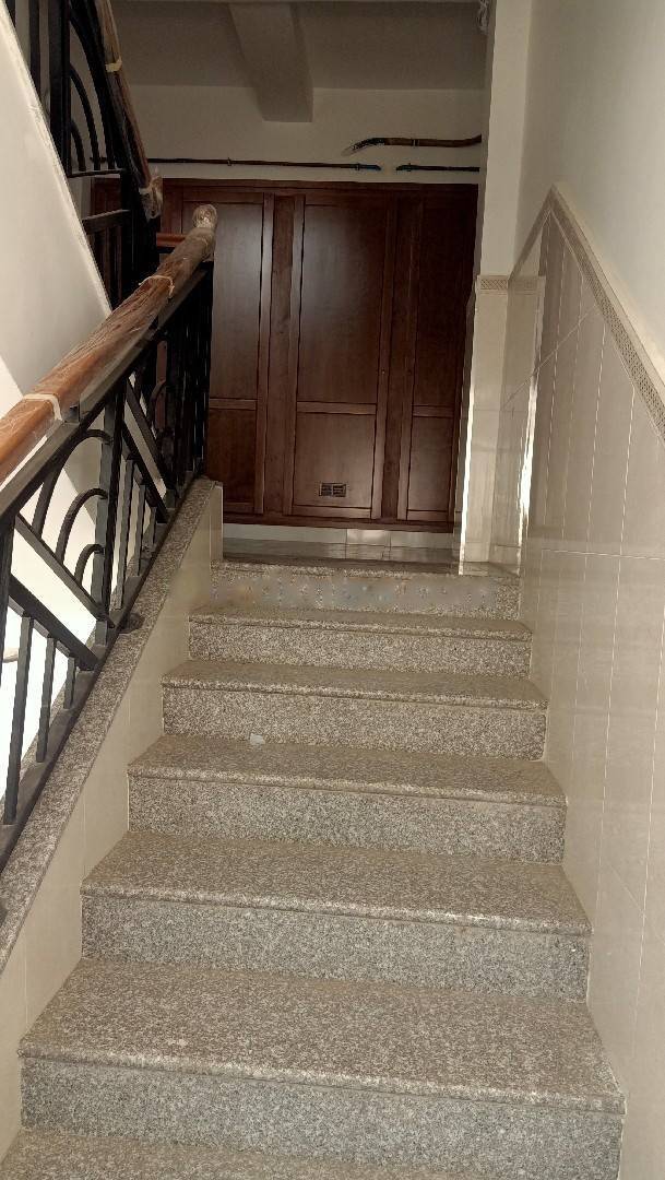 Location Appartement F5 Birkhadem