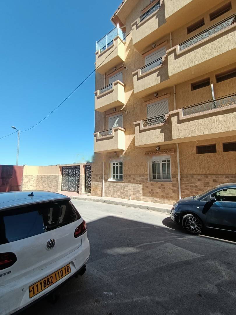 Location Appartement F4 Bir Mourad Rais