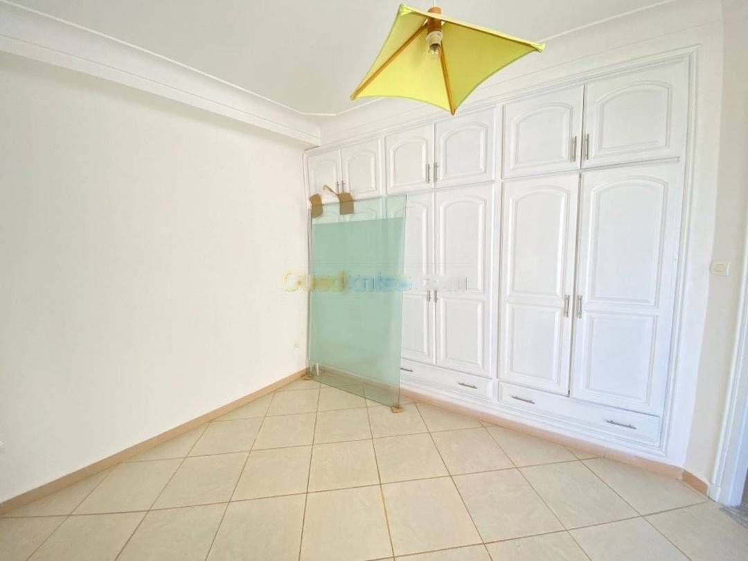 Location Appartement F5 Ben Aknoun