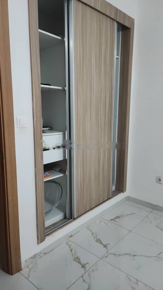 Location Niveau de villa F5 Ain Benian