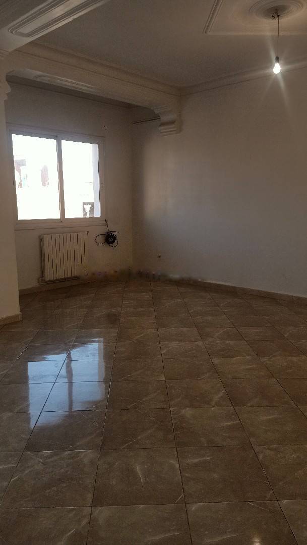 Location Appartement F3 Birkhadem