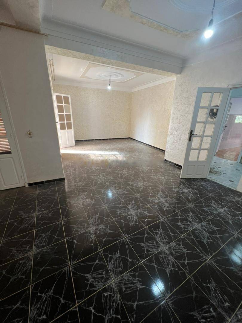 Location Appartement F4 Zeralda