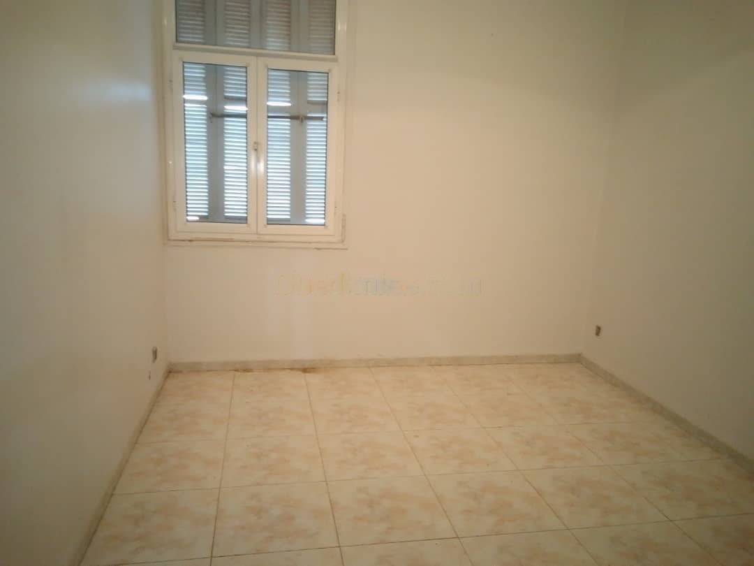 Location Appartement F3 El Biar