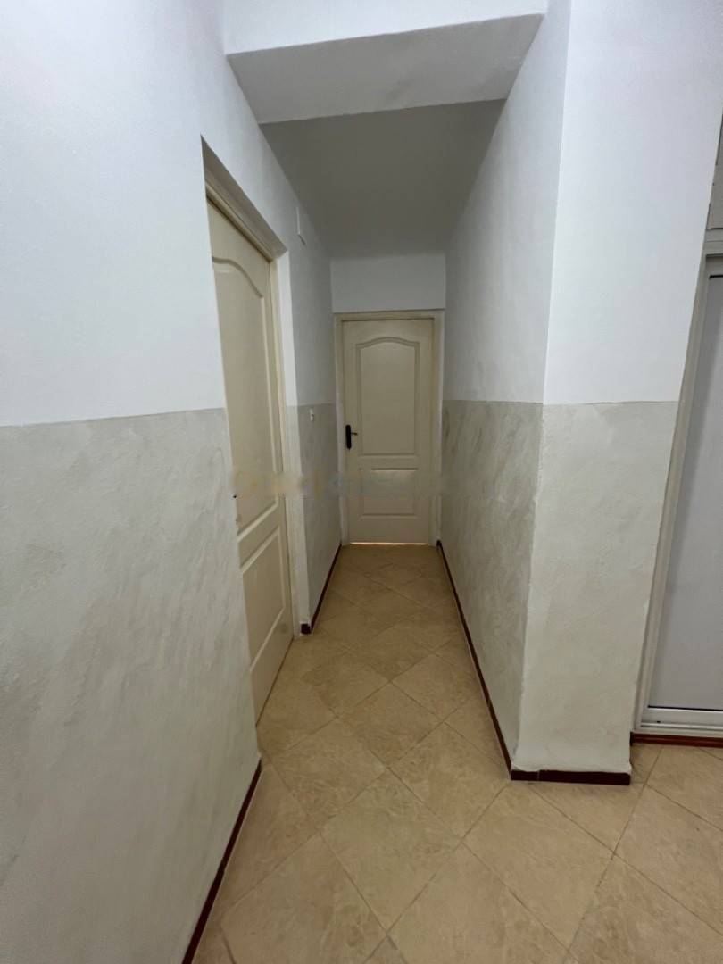 Location Appartement F3 Birkhadem