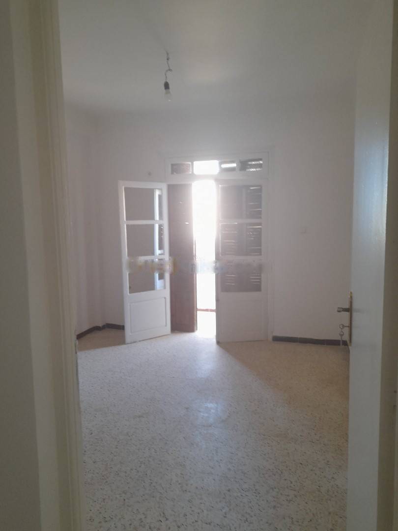 Location Appartement F4 Draria