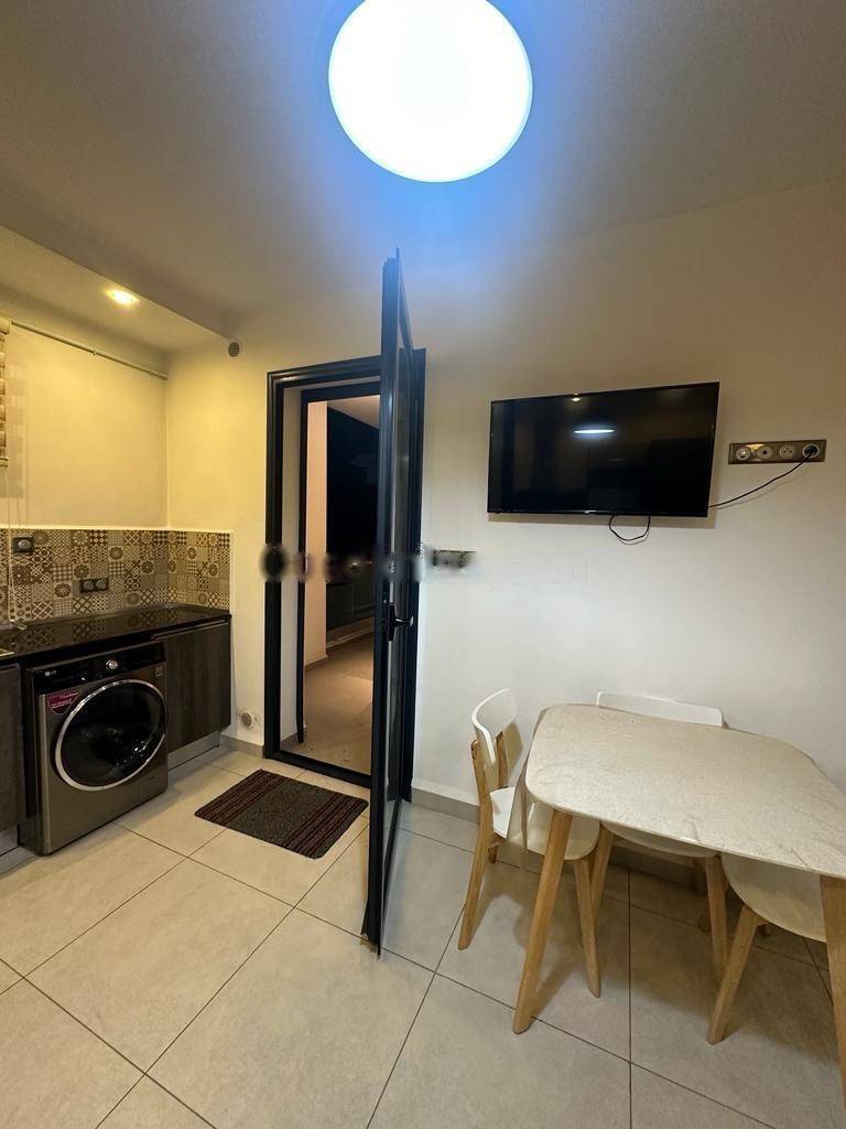 Location Appartement F3 Hydra