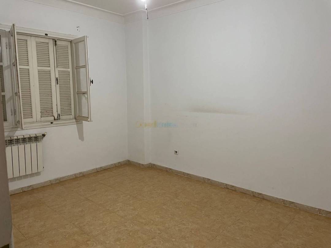 Location Appartement F3 Birkhadem