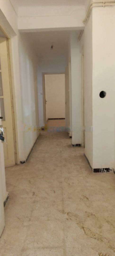 Location Appartement F4 Rouiba