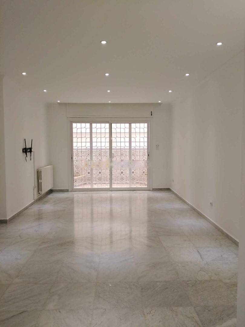 Location Niveau de villa F4 Cheraga