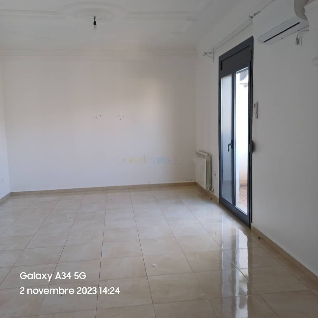 Location Niveau de villa F4 Birkhadem