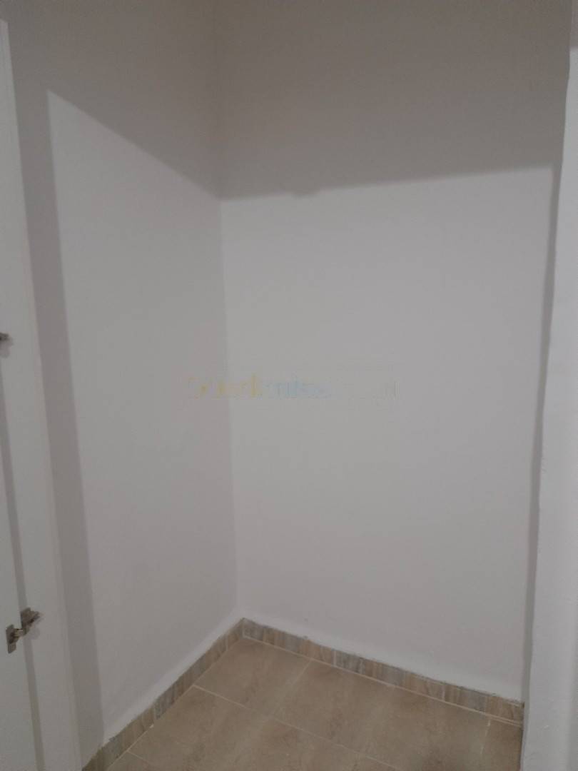 Location Appartement F4 Reghaia