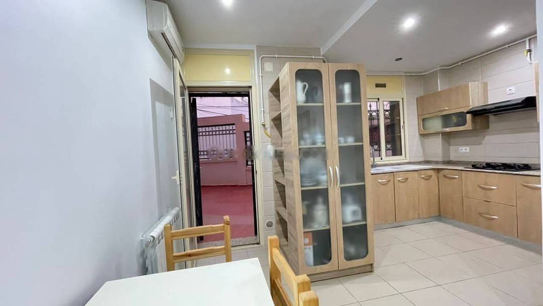 Location Appartement F4 Hydra