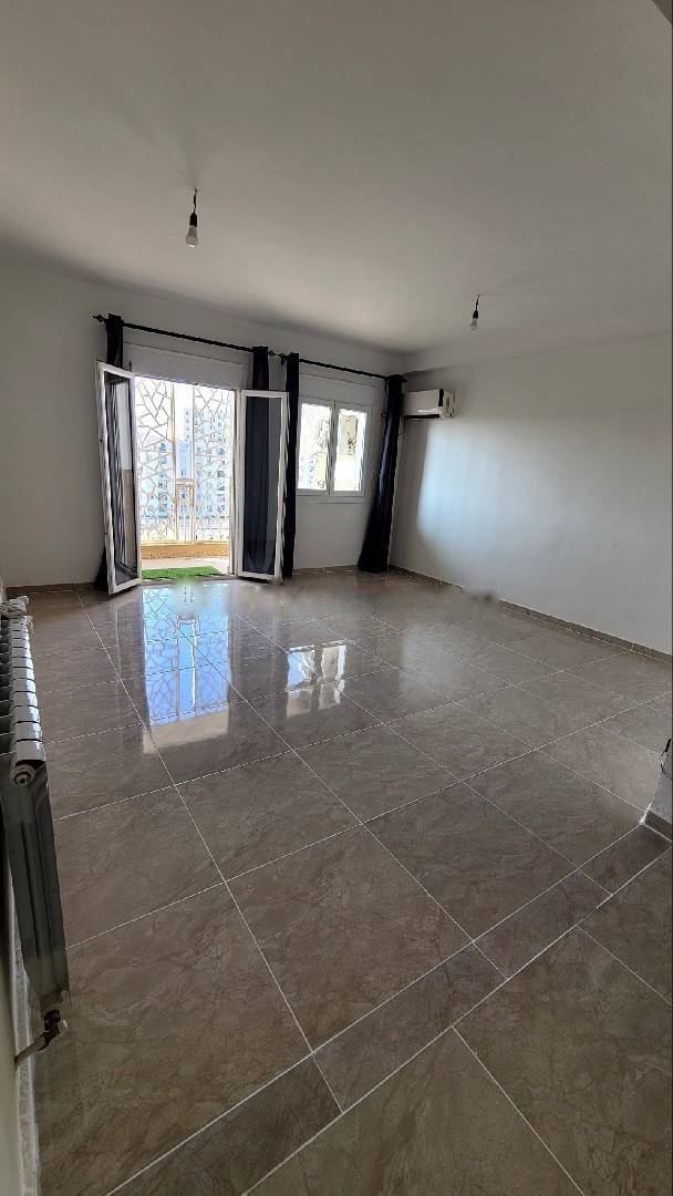 Location Appartement F4 Reghaia