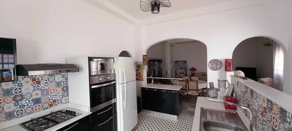 Location Niveau de villa F4 Hydra