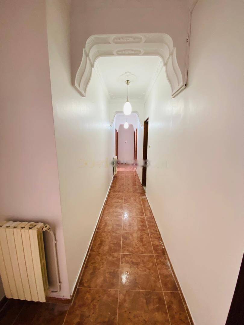 Location Appartement F5 Hydra