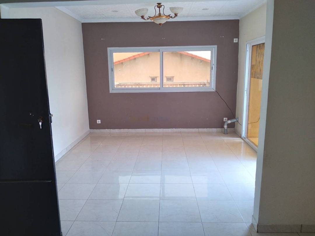 Location Appartement F3 El Achour