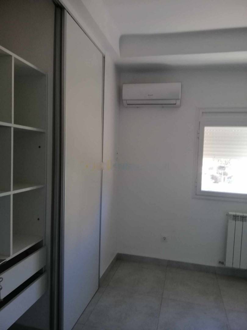 Location Appartement F4 Baba Hassen