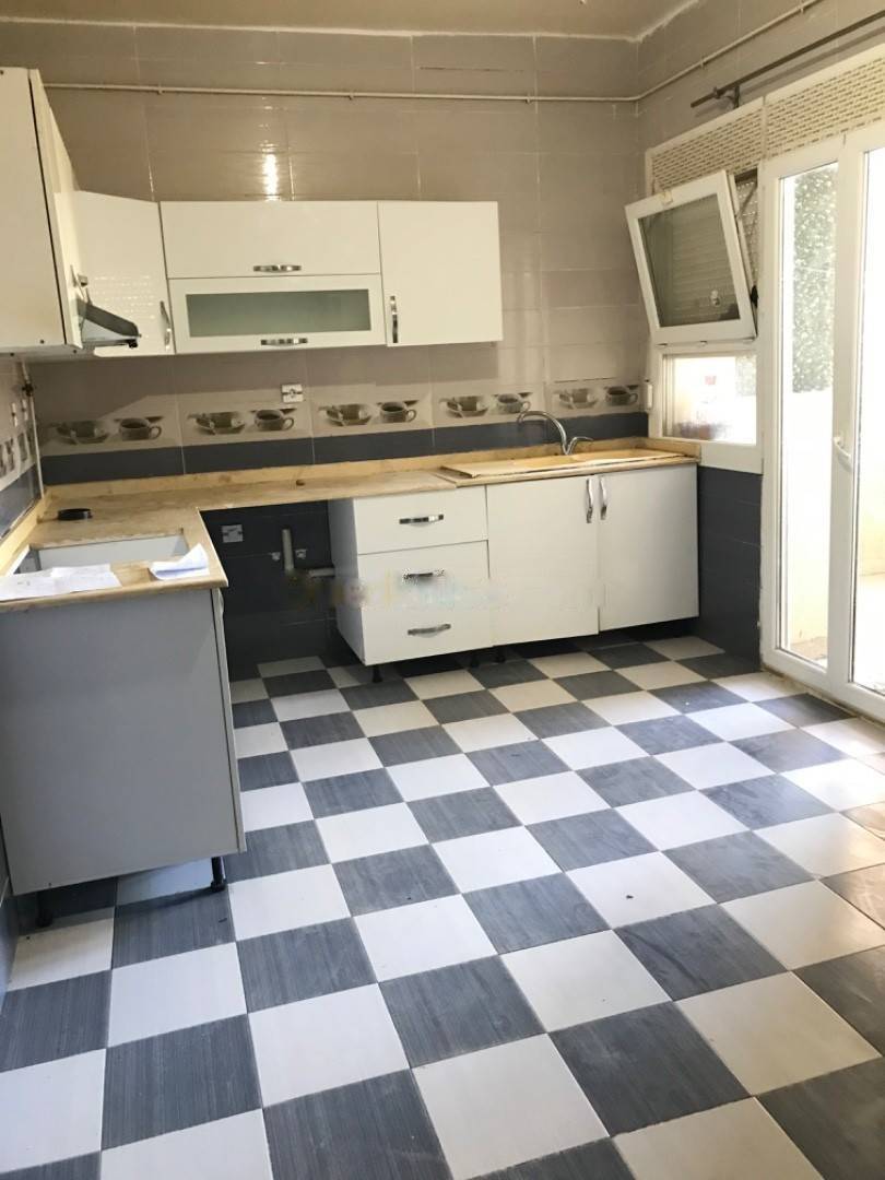 Location Appartement F4 Ouled Fayet