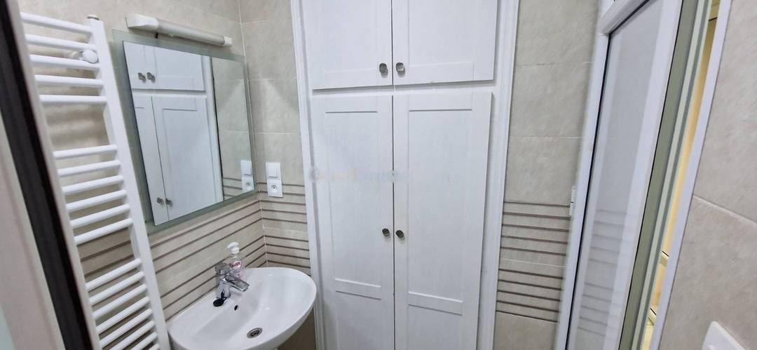 Location Appartement F3 Birkhadem