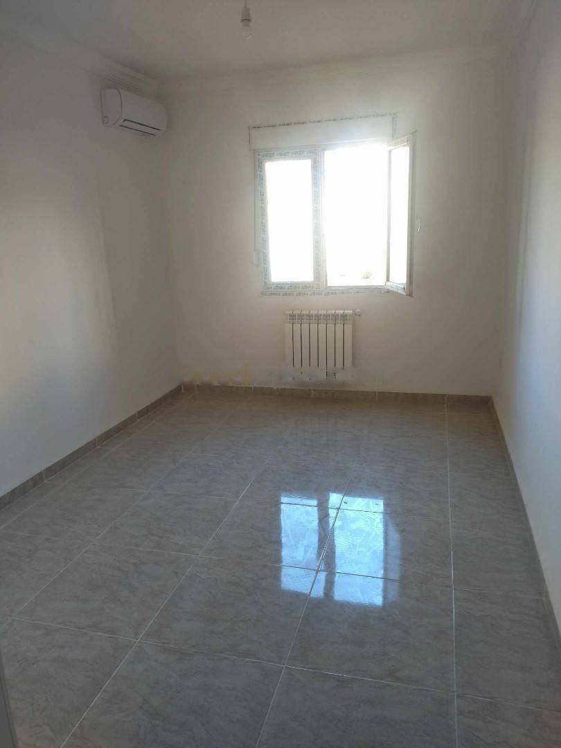 Location Appartement Mahelma