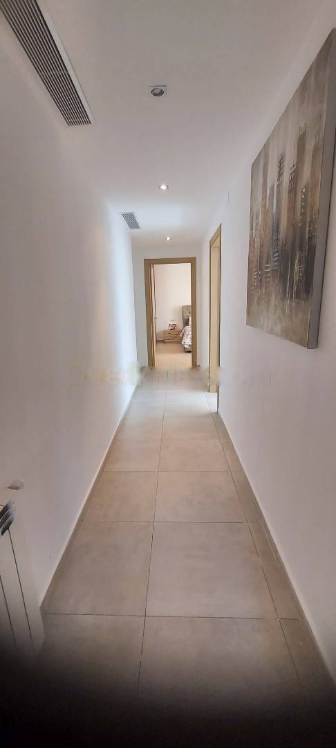 Location Appartement F4 Hydra