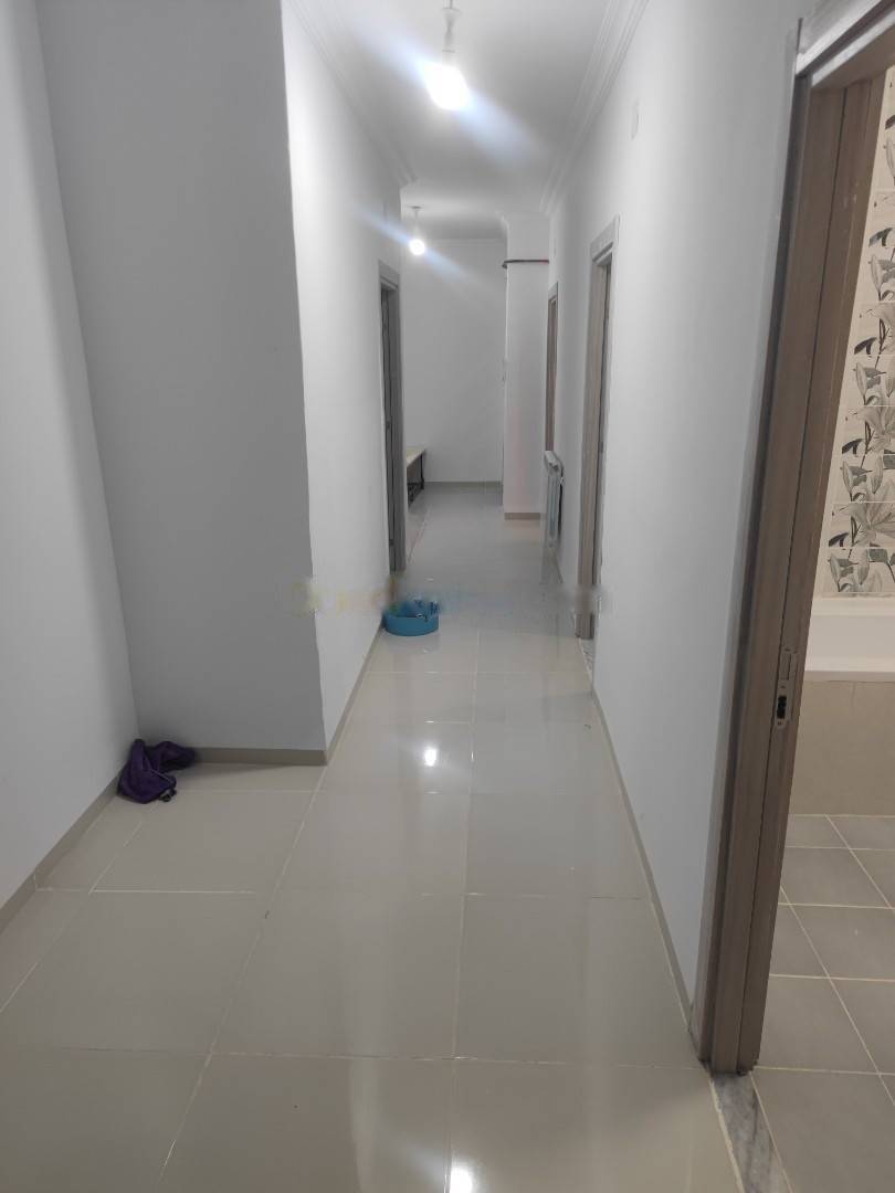 Location Appartement F5 Kouba