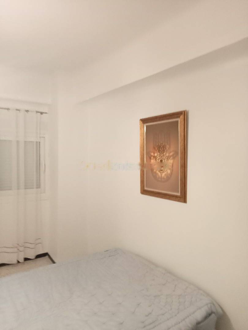 Location Appartement F4 El Achour