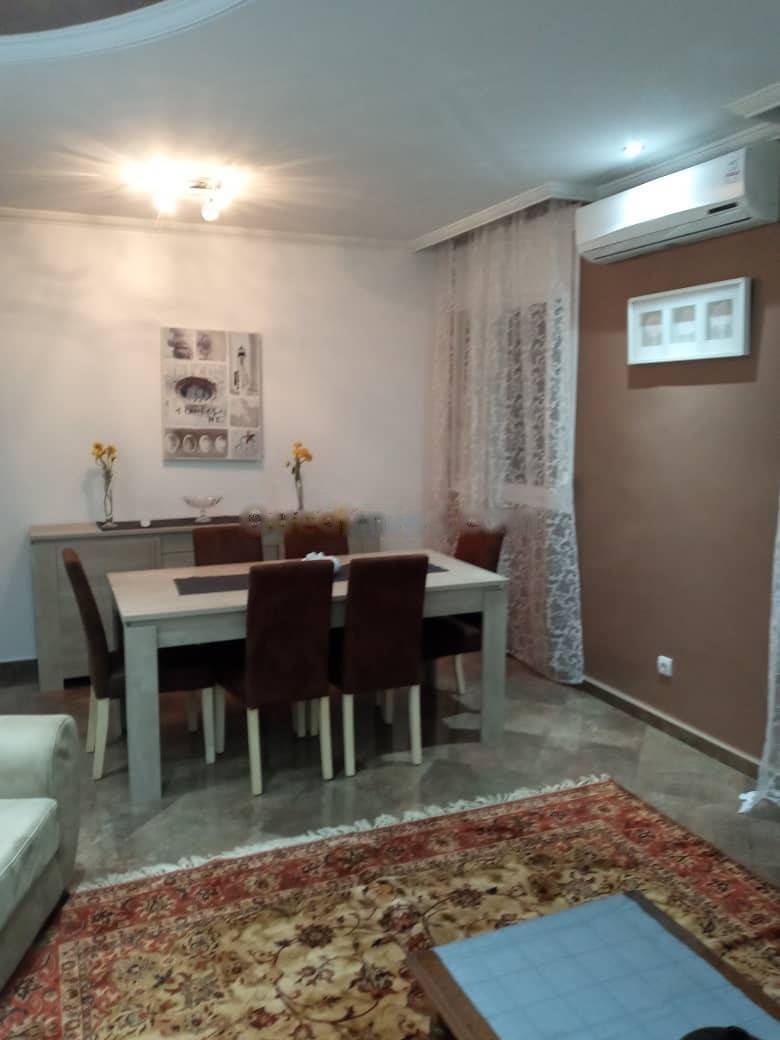 Location Appartement F3 Birkhadem