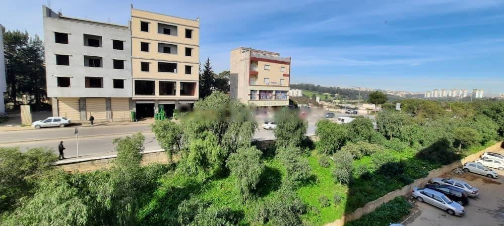 Location Appartement F5 Djasr Kasentina