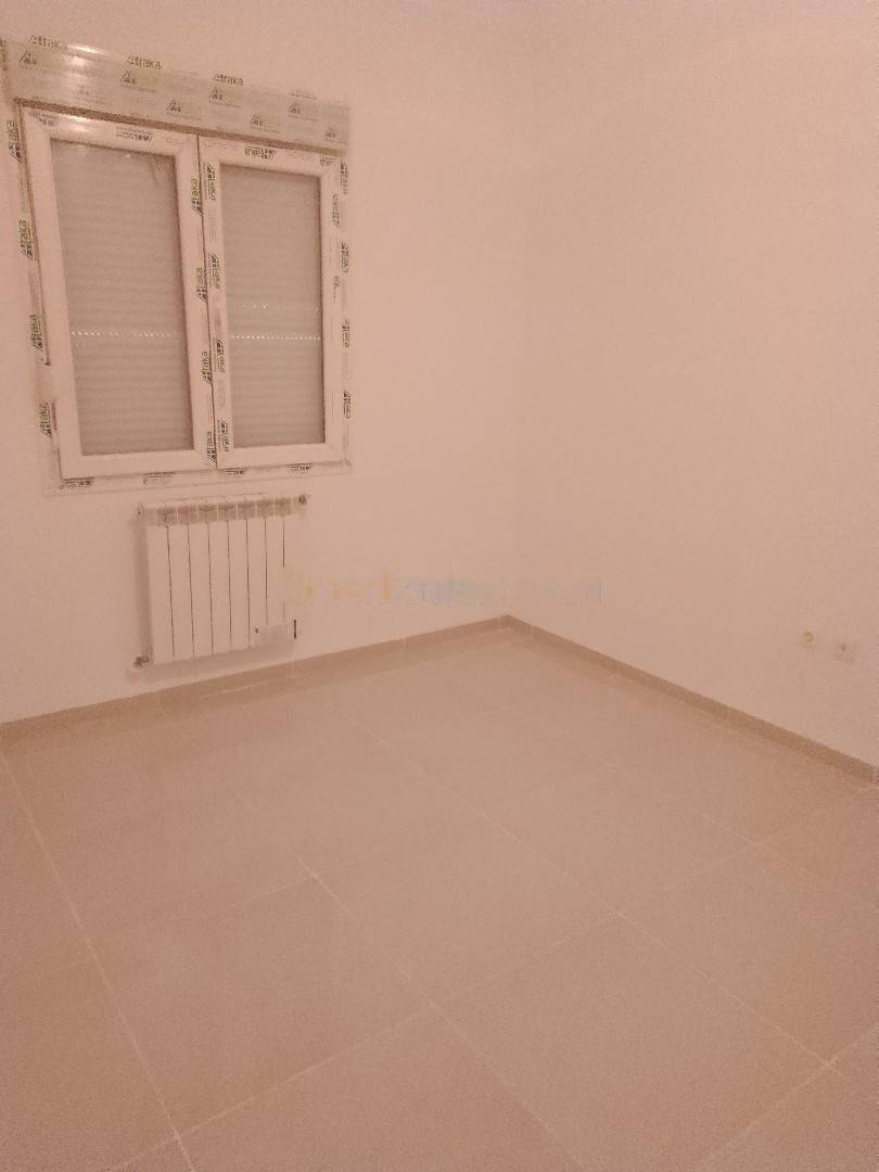 Location Appartement F5 Kouba