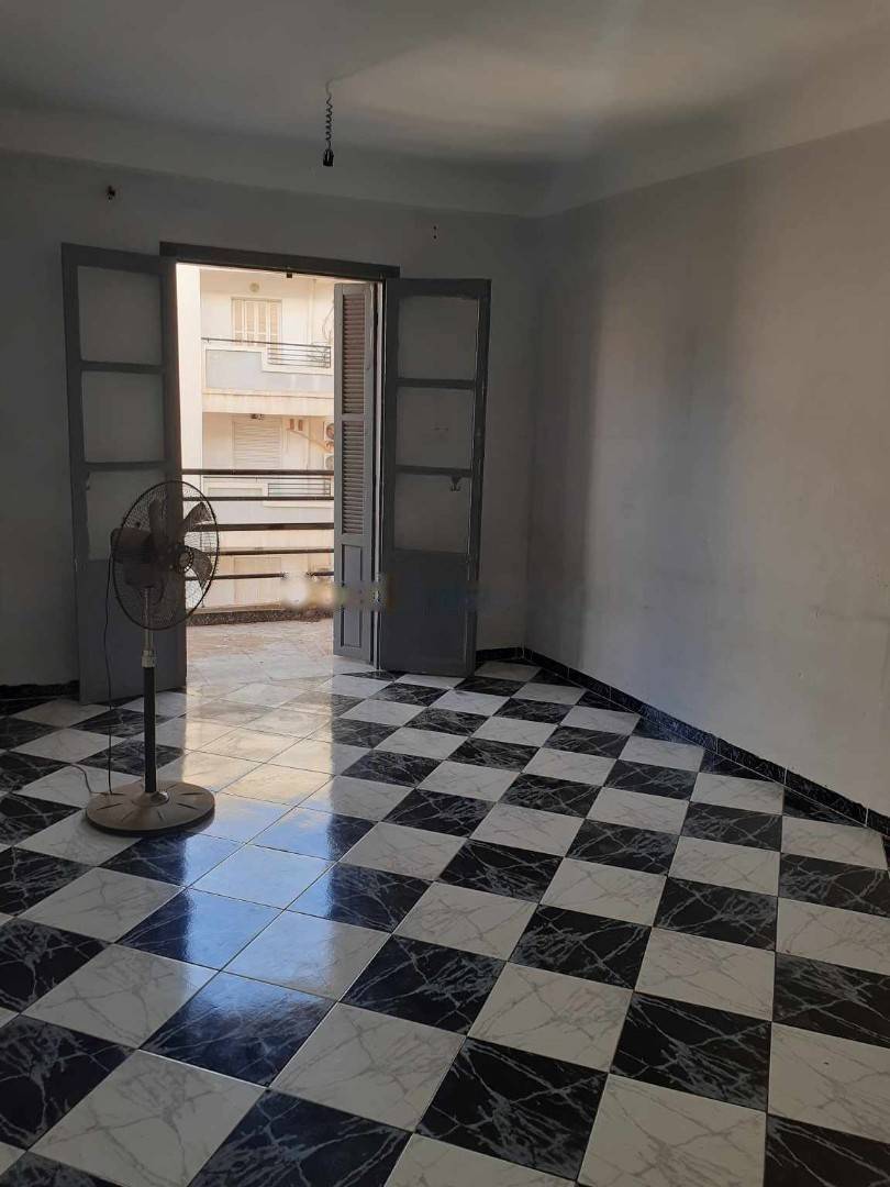 Location Appartement F3 Birkhadem