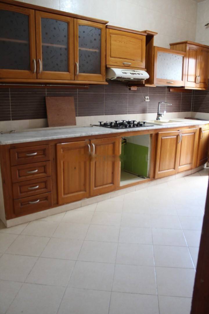 Location Appartement F4 El Achour