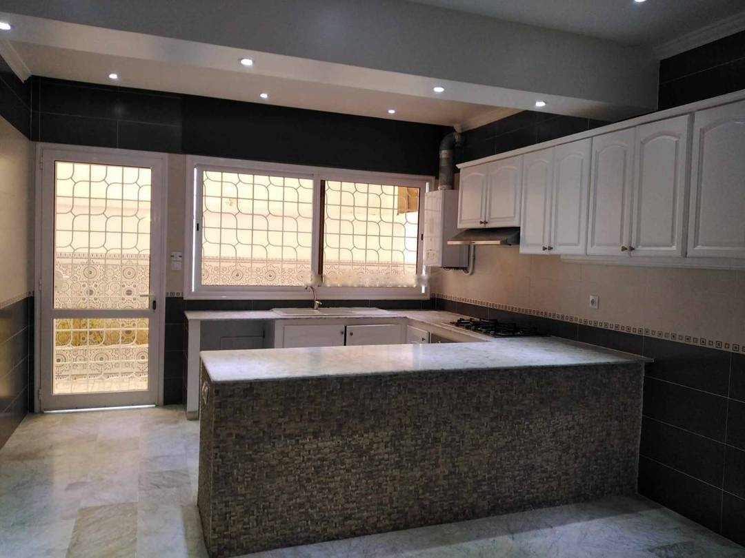 Location Niveau de villa F4 Cheraga