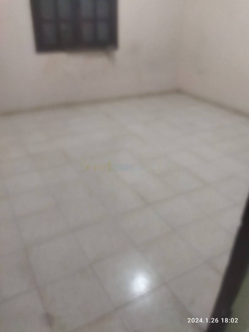 Location Niveau de villa F4 Ain Taya