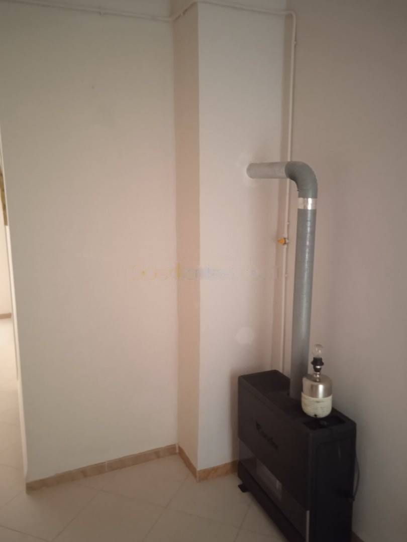 Location Appartement F4 Birkhadem