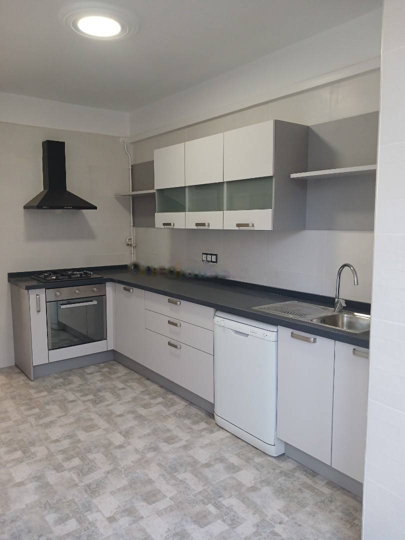 Location Appartement F3 Souidania