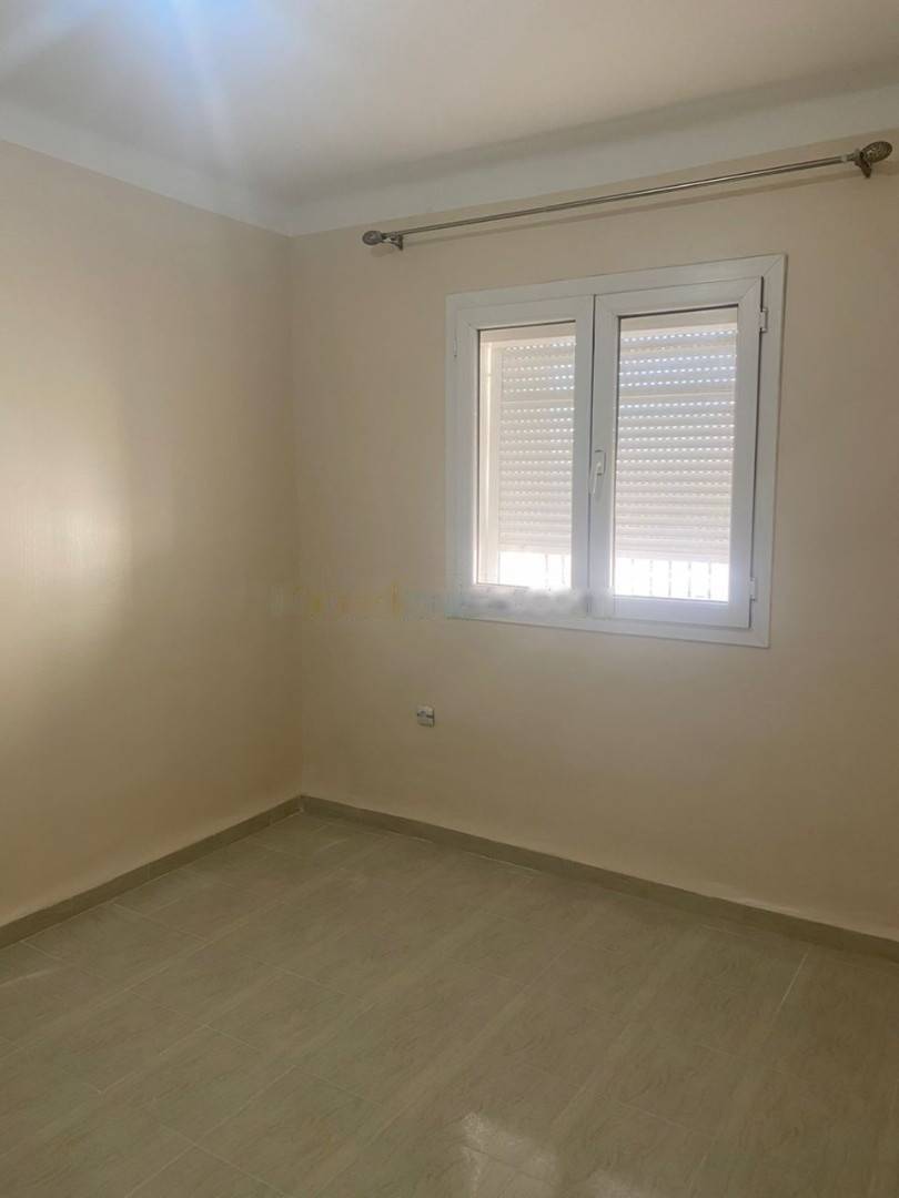 Location Appartement F3 Birkhadem