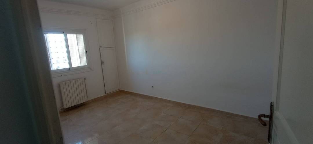 Location Appartement F4 El Achour