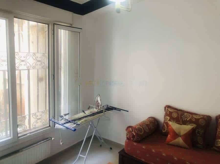 Location Appartement F3 Dely Ibrahim