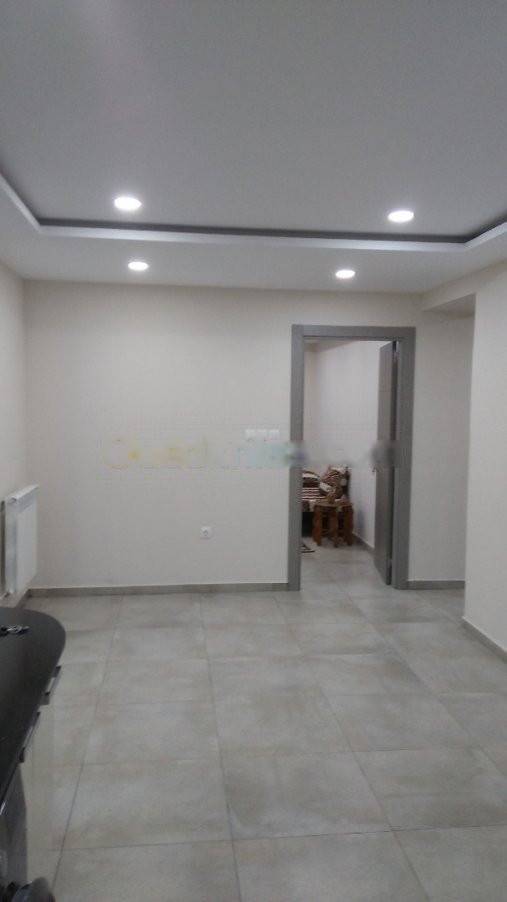 Location Appartement F4 Birkhadem