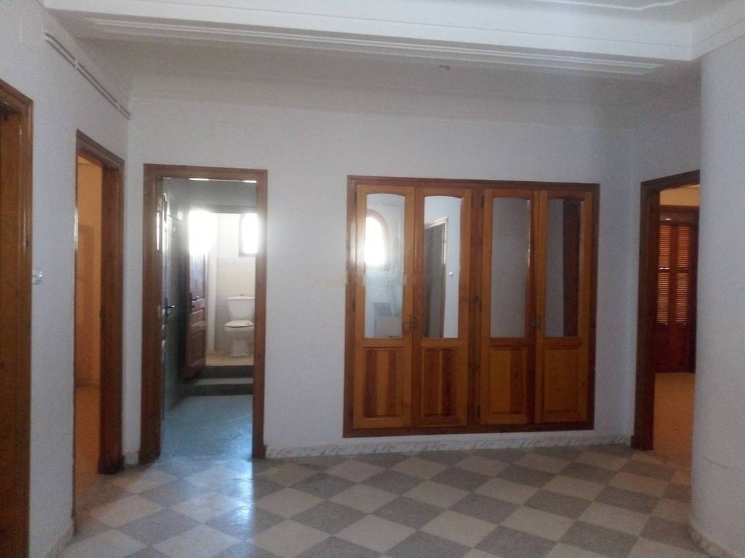 Location Niveau de villa F4 Souidania