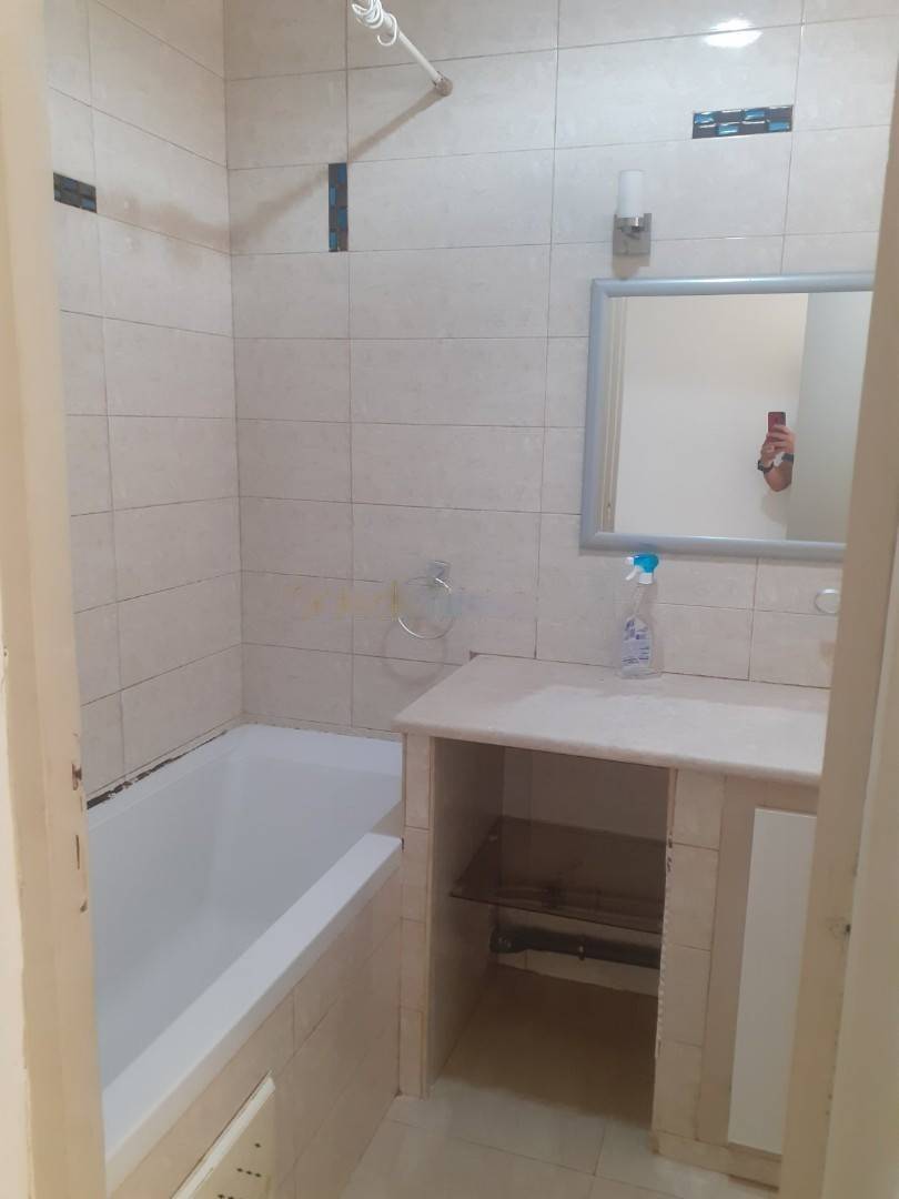 Location Appartement F3 Kouba