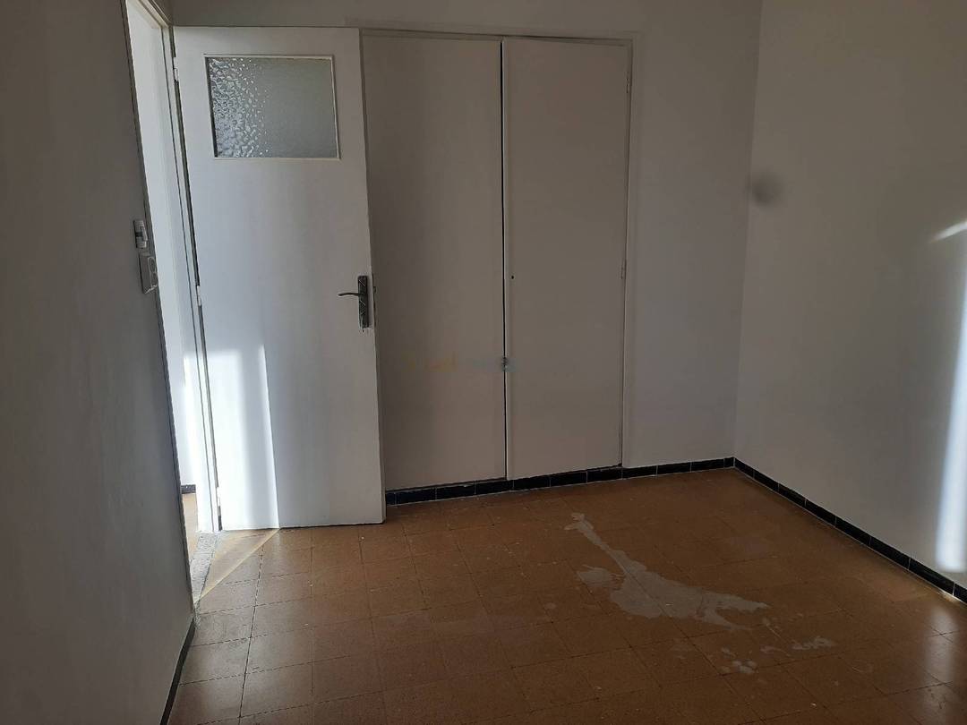 Location Appartement F5 Ben Aknoun