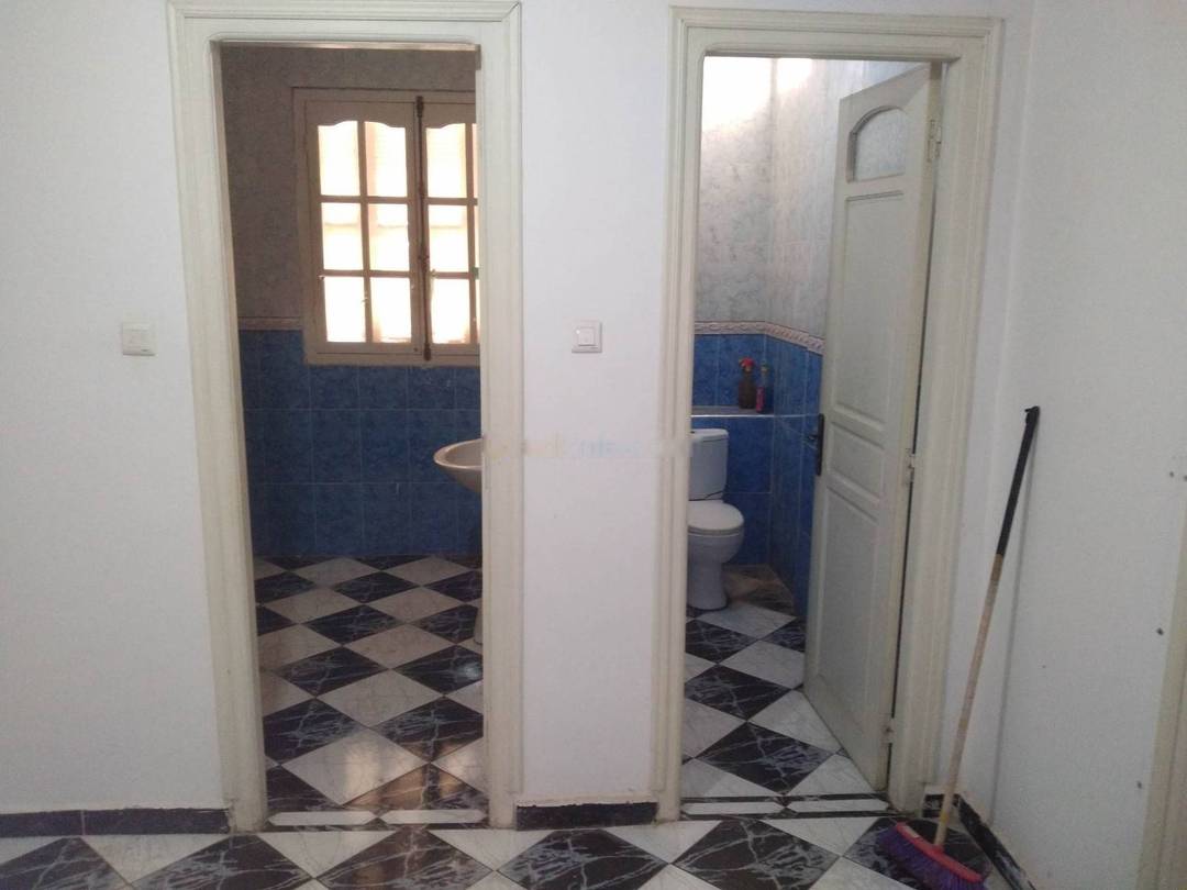 Location Niveau de villa F4 Djasr Kasentina