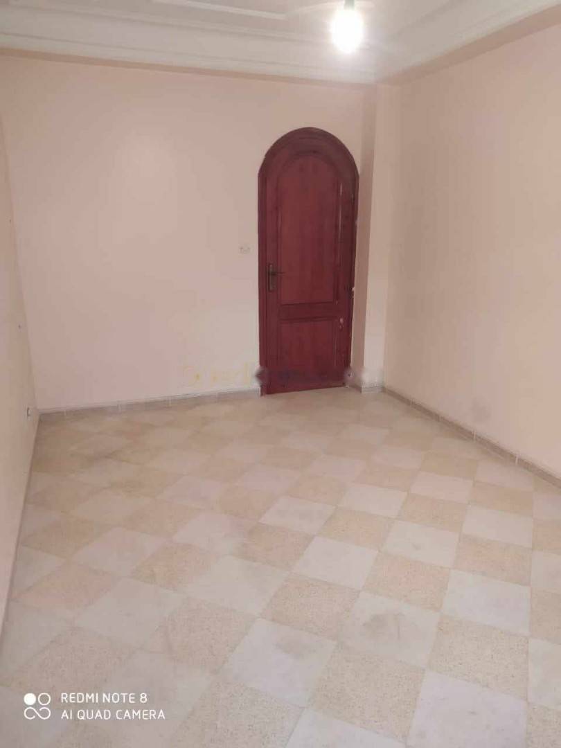 Location Niveau de villa F4 Dar El Beida