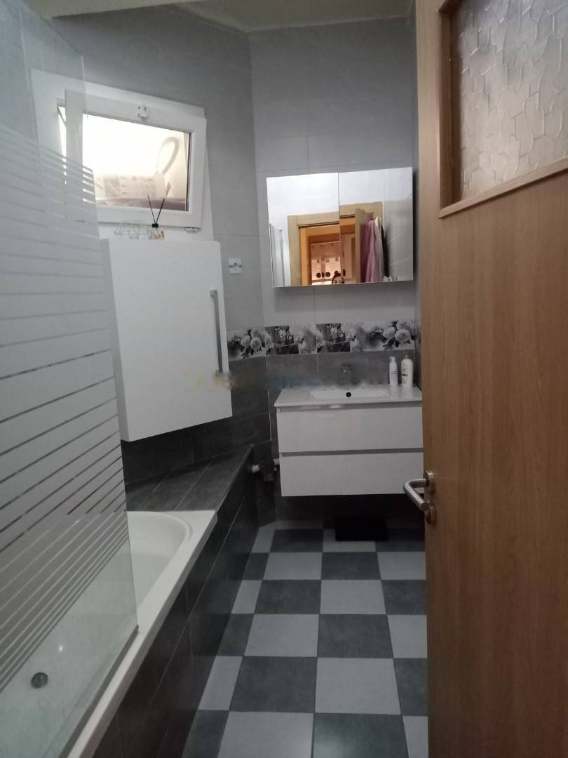 Location Appartement F4 Ouled Fayet