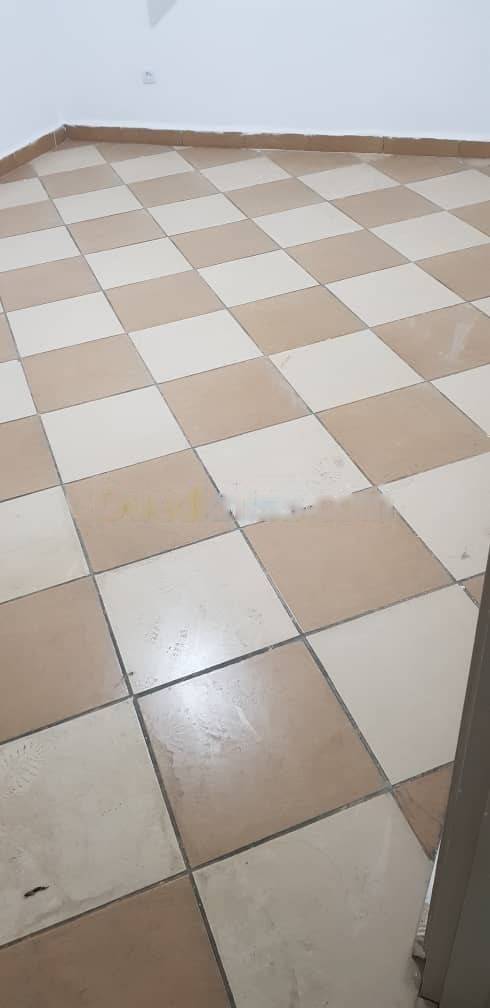 Location Appartement F1 Cheraga