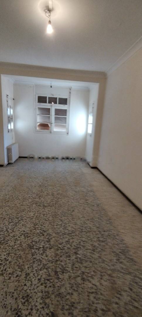 Vente Villa F13 El Biar