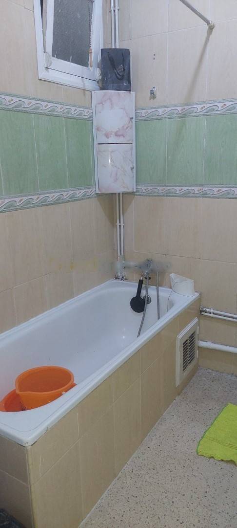 Location Appartement F3 Bab Ezzouar