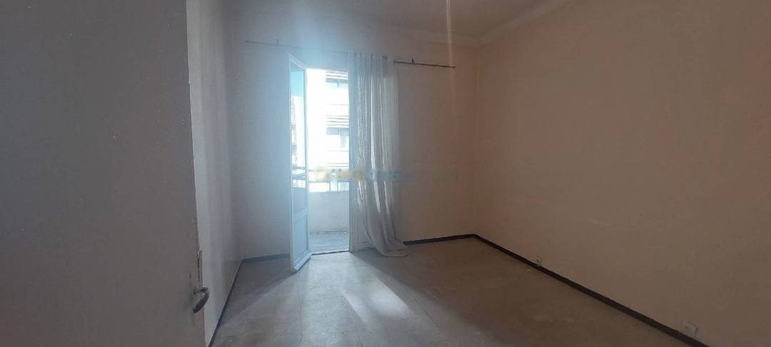 Location Appartement F2 Sidi M'Hamed